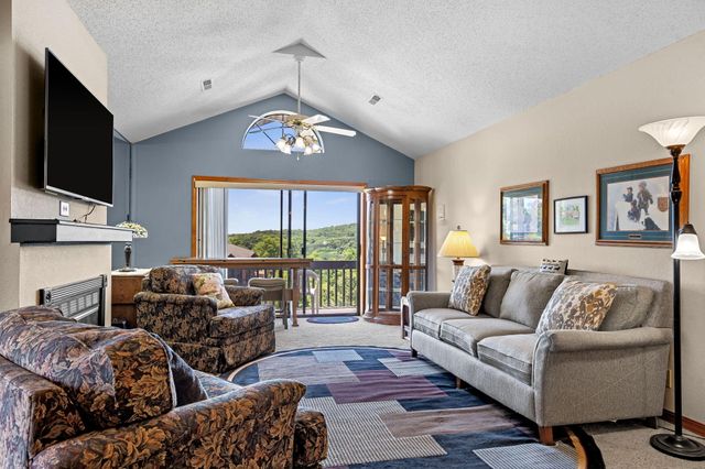150 Sunken Forest Drive 4-157, Forsyth, MO 65653