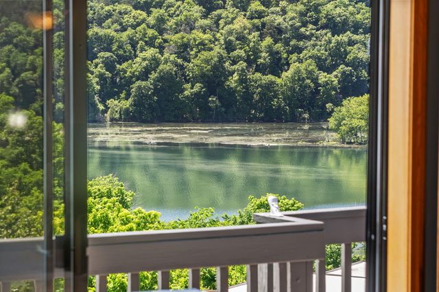 150 Sunken Forest Drive 4-157, Forsyth, MO 65653