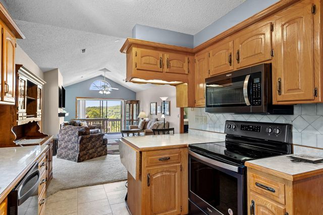 150 Sunken Forest Drive 4-157, Forsyth, MO 65653