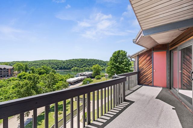 150 Sunken Forest Drive 4-157, Forsyth, MO 65653