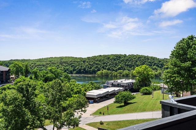150 Sunken Forest Drive 4-157, Forsyth, MO 65653