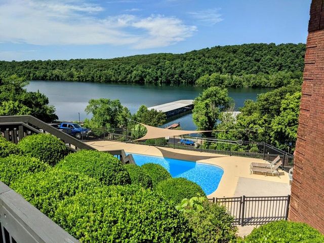 150 Sunken Forest Drive 4-157, Forsyth, MO 65653