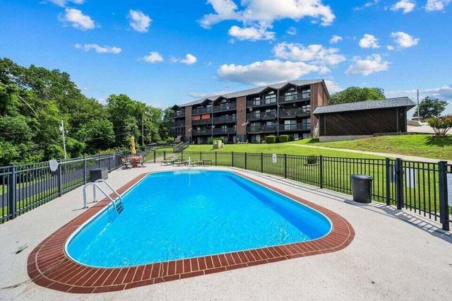 150 Sunken Forest Drive 4-157, Forsyth, MO 65653