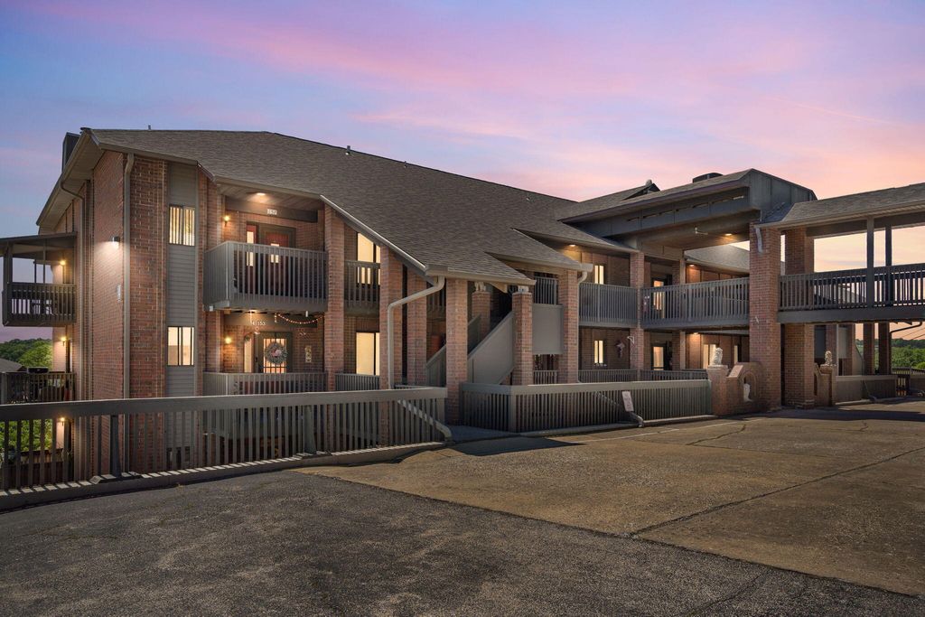 150 Sunken Forest Drive 4-157, Forsyth, MO 65653