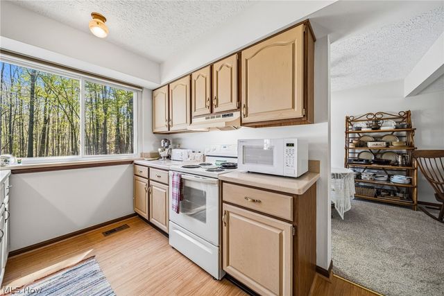 6216 Center Street, Mentor, OH 44060