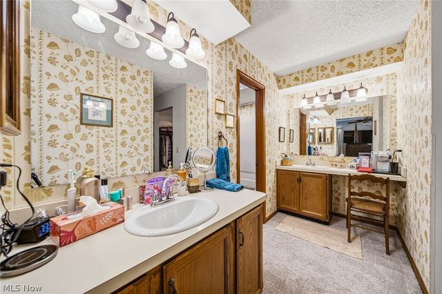 6216 Center Street, Mentor, OH 44060