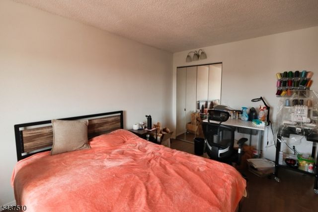 10 N Wood Ave 519, Linden City, NJ 07036