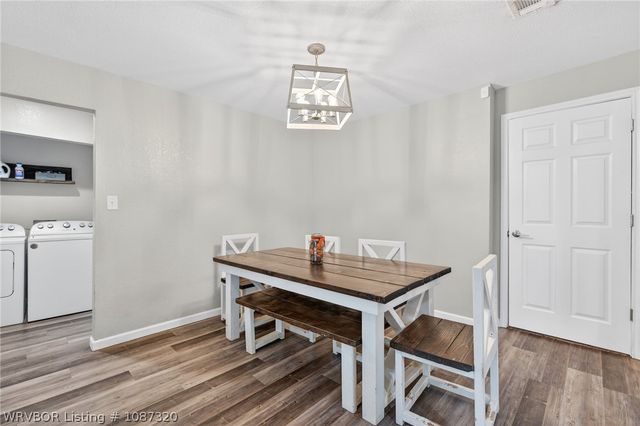 2438 Dora Road, Van Buren, AR 72956