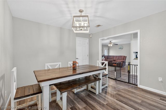 2438 Dora Road, Van Buren, AR 72956