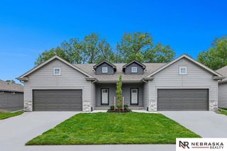 11020 97th Street, Papillion, NE 68046