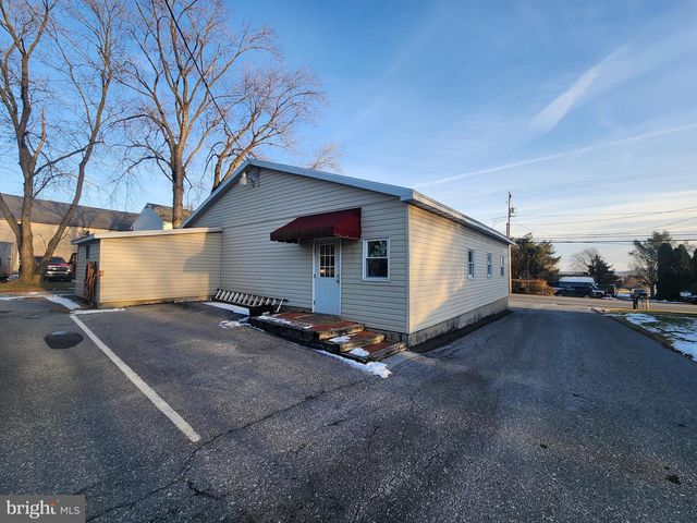 1172 MOUNT JOY RD, Manheim, PA 17545