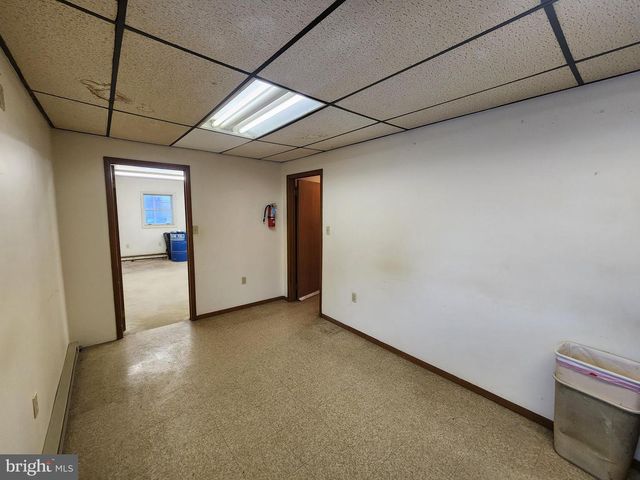 1172 MOUNT JOY RD, Manheim, PA 17545