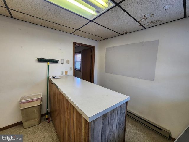 1172 MOUNT JOY RD, Manheim, PA 17545