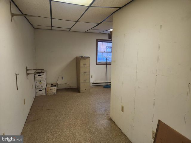 1172 MOUNT JOY RD, Manheim, PA 17545