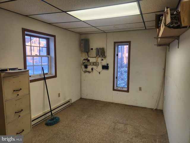 1172 MOUNT JOY RD, Manheim, PA 17545