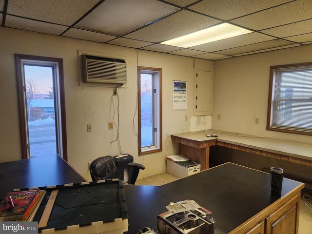 1172 MOUNT JOY RD, Manheim, PA 17545