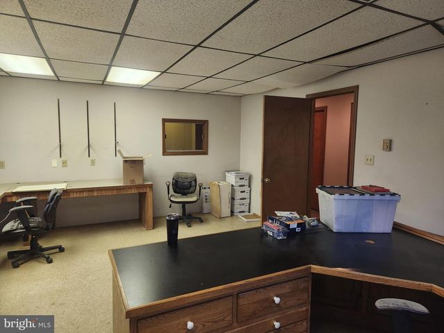 1172 MOUNT JOY RD, Manheim, PA 17545