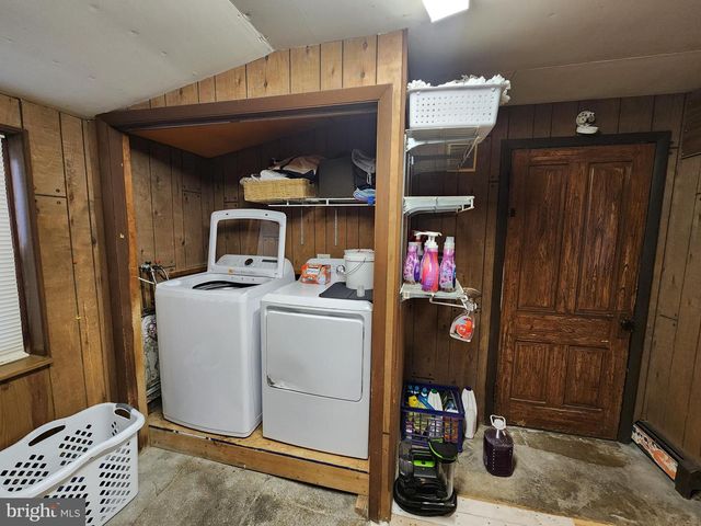 1172 MOUNT JOY RD, Manheim, PA 17545