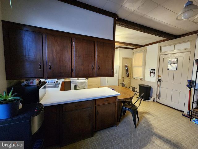 1172 MOUNT JOY RD, Manheim, PA 17545