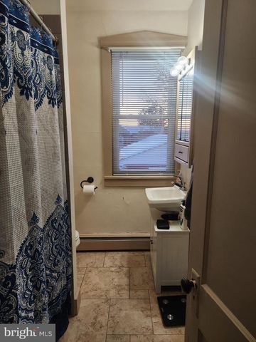 1172 MOUNT JOY RD, Manheim, PA 17545