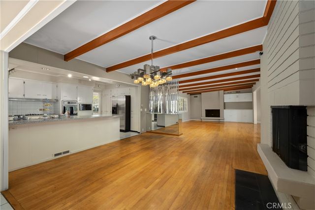 595 Rim Road, Pasadena, CA 91107
