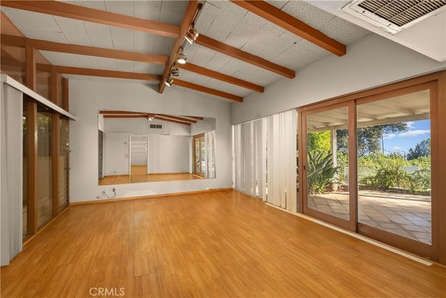 595 Rim Road, Pasadena, CA 91107