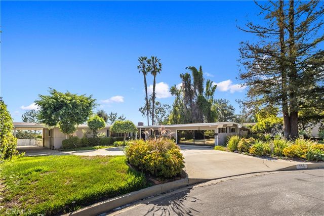 595 Rim Road, Pasadena, CA 91107