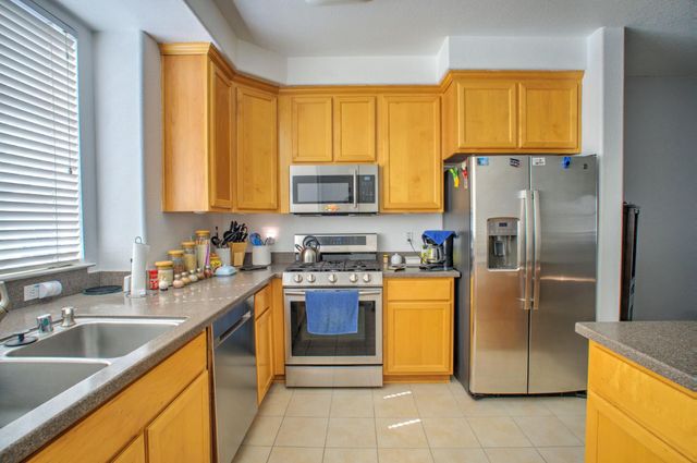 2001 Club Center Dr #2107, Sacramento, CA 95835