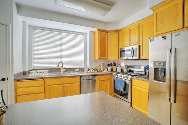 2001 Club Center Dr #2107, Sacramento, CA 95835