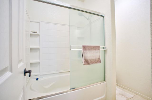 2001 Club Center Dr #2107, Sacramento, CA 95835