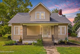 108 1st St, Simpsonville, KY 40067