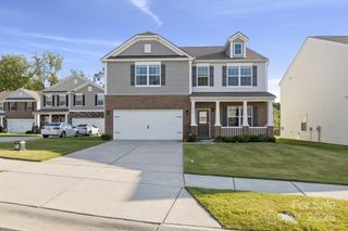 3019 Platinum Pointe Drive, Charlotte, NC 28227