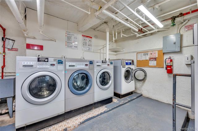 84-50 169th Street 410, Jamaica Hills, NY 11432