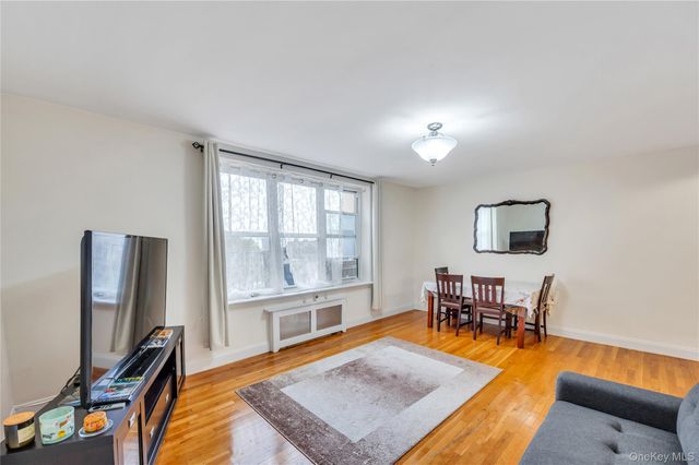 84-50 169th Street 410, Jamaica Hills, NY 11432