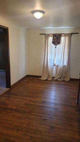 49450 Cross Street, Van Buren Twp, MI 48111