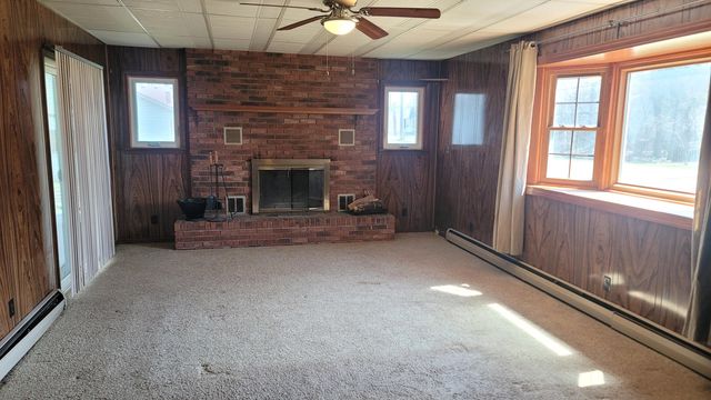 49450 Cross Street, Van Buren Twp, MI 48111