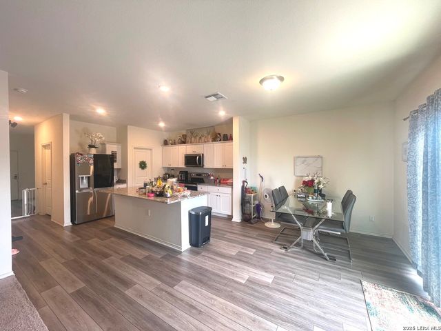 12502 Larissa, San Antonio, TX 78245