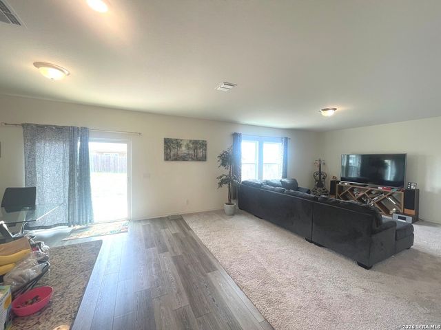 12502 Larissa, San Antonio, TX 78245