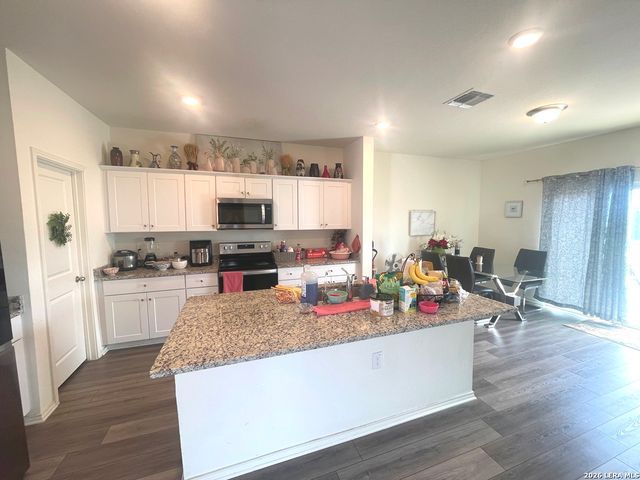 12502 Larissa, San Antonio, TX 78245