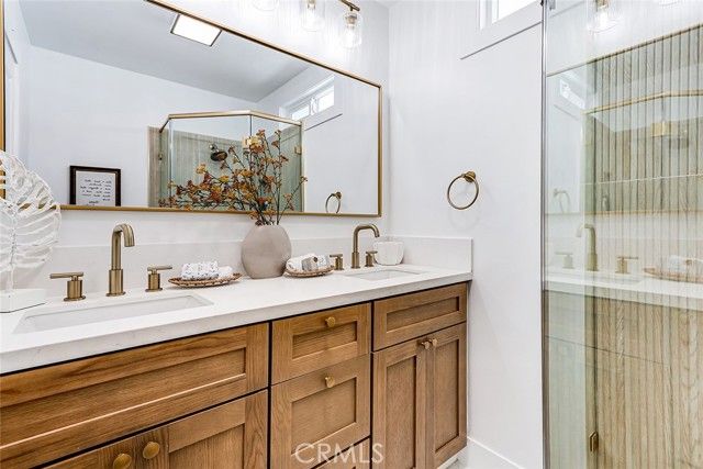 1706 2nd, Manhattan Beach, CA 90266