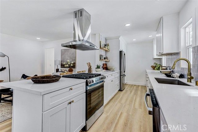 1706 2nd, Manhattan Beach, CA 90266