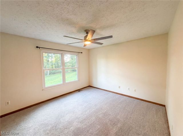 654 Diamond Circle, Ravenna, OH 44266