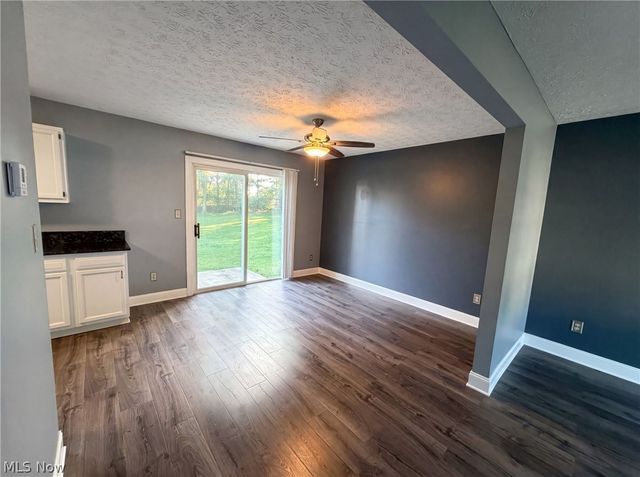 654 Diamond Circle, Ravenna, OH 44266