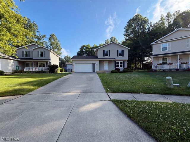 654 Diamond Circle, Ravenna, OH 44266