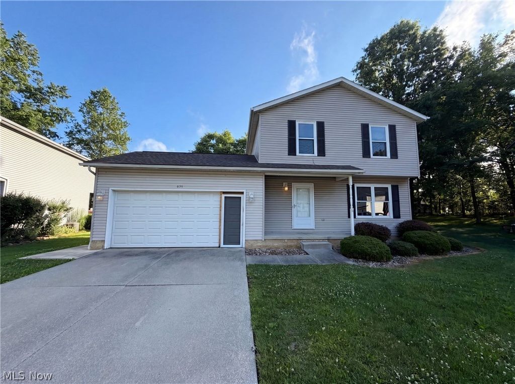654 Diamond Circle, Ravenna, OH 44266