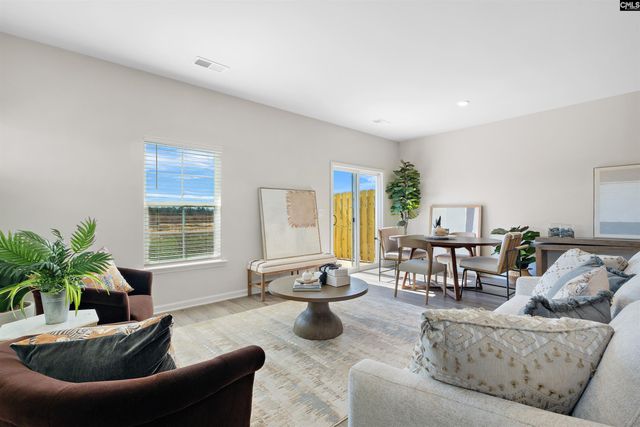 736 Gatestone Lane, Hopkins, SC 29061