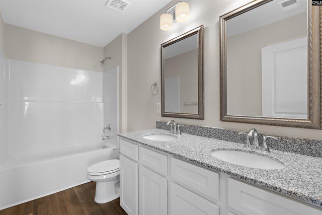 736 Gatestone Lane, Hopkins, SC 29061