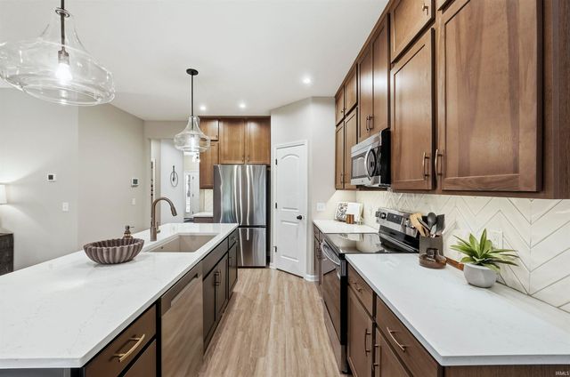 684 Merriweather Passage, Fort Wayne, IN 46845