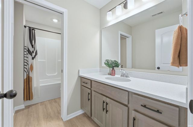 684 Merriweather Passage, Fort Wayne, IN 46845