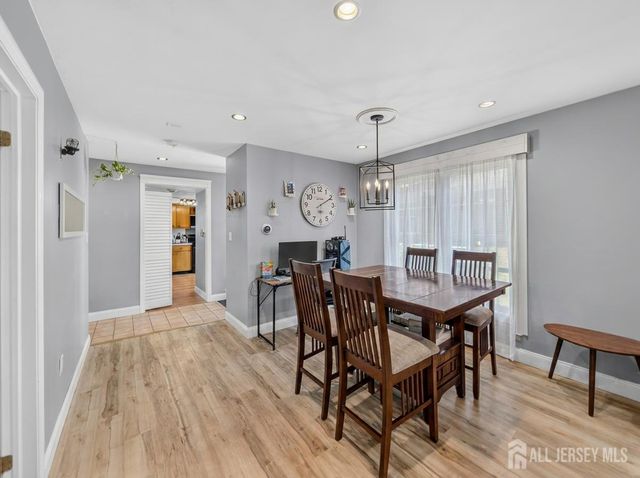320 Knight Court, Old Bridge, NJ 08857